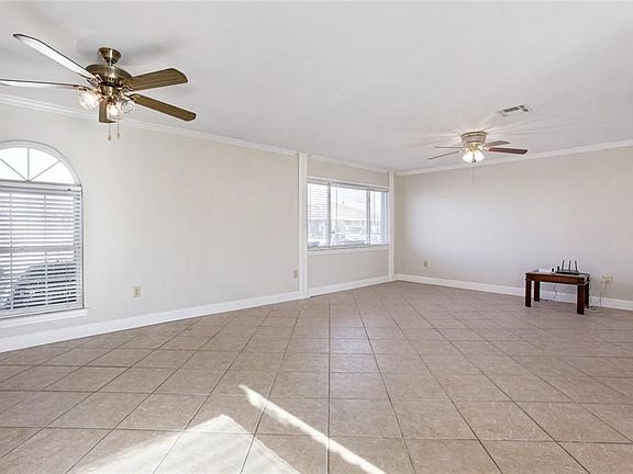 4th image of 9861 E Rockton Cir