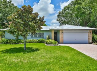 302 Wendi Ln, Ruskin, FL 33570