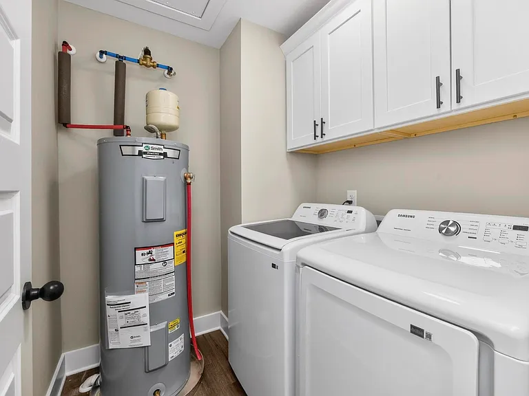 206 Ross Ave #110 — Photo 34