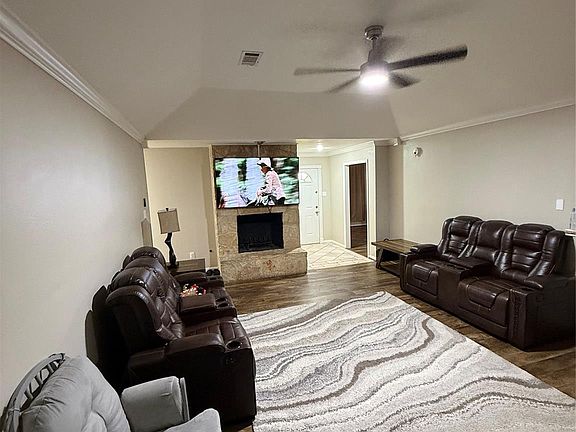 5th image of 3103 Pine Dust Ln