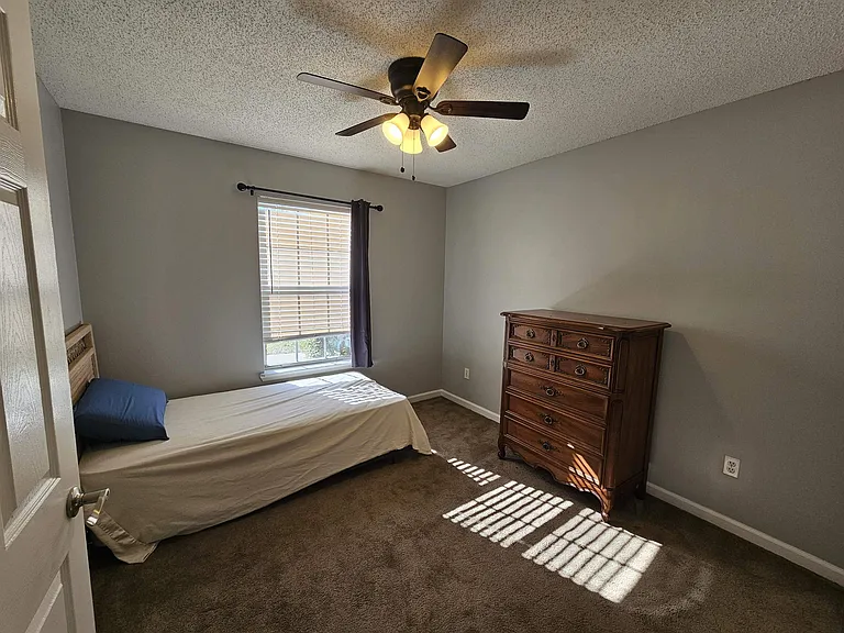 2428 Beechnut Ln — Photo 13