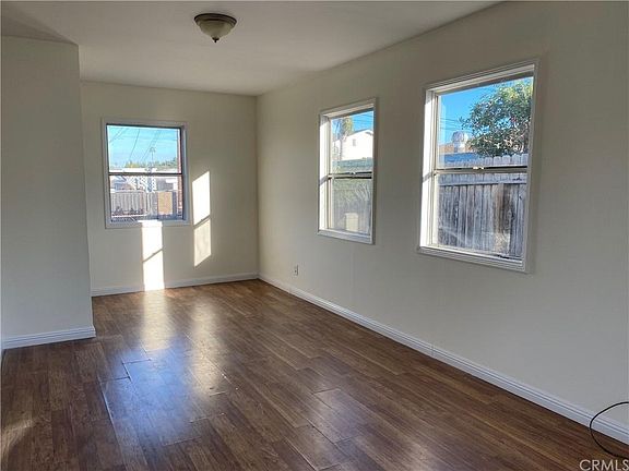 3rd image of 920 Frigate Ave