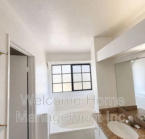 34769 Comstock Cmn — Photo 12