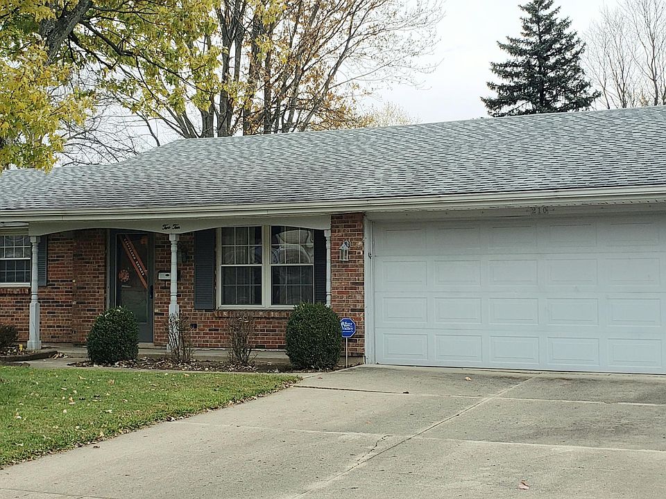 1st image of 210 Hall Ave