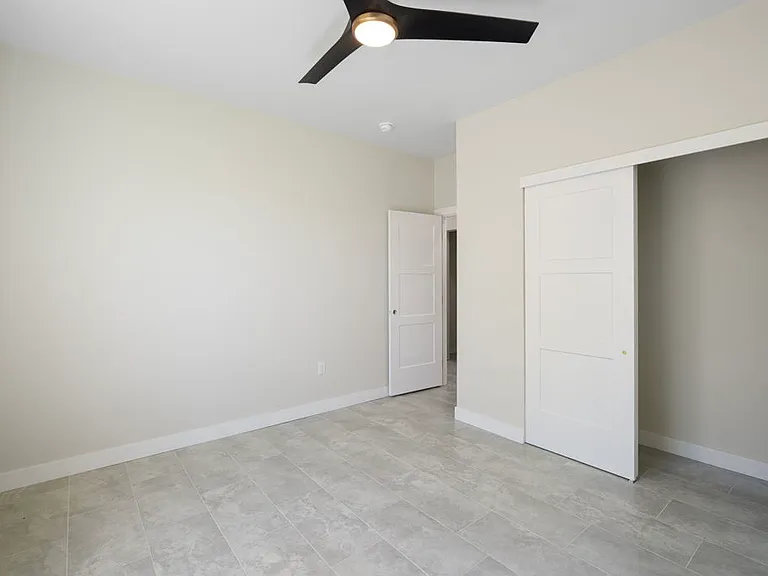 1822 E Roma Ave #2 — Photo 16