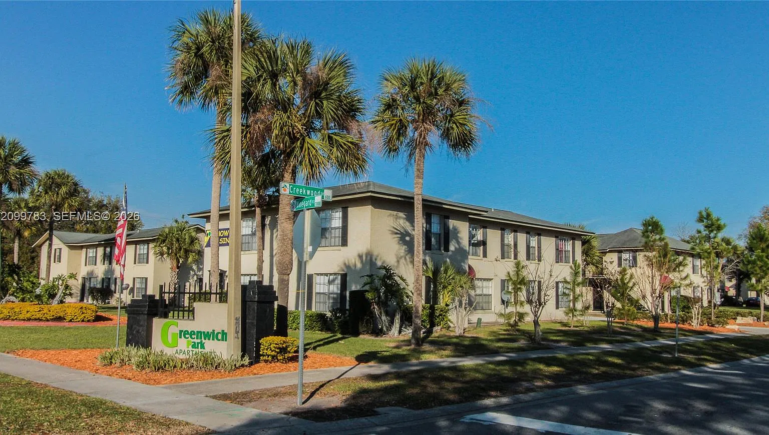 2 bed, 1.0 bath, 850 sqft, $1,400 — Photo 2