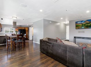 15808 N 62nd Cir, Glendale, AZ 85306