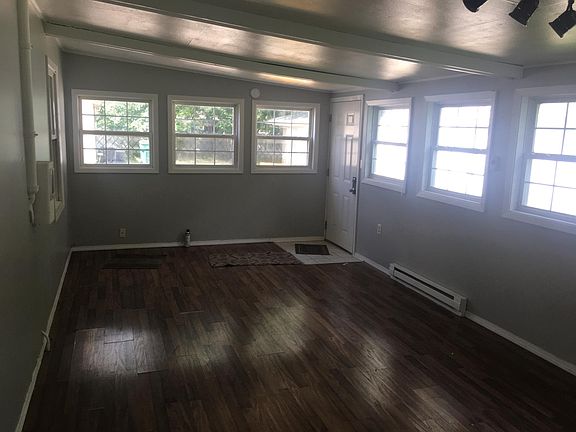 5th image of 304 Saint Jude Ave