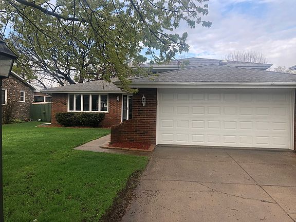 2nd image of 10704 S Meadow Ln