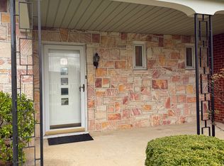 216 Holland Rd #1, Fayetteville, PA 17222