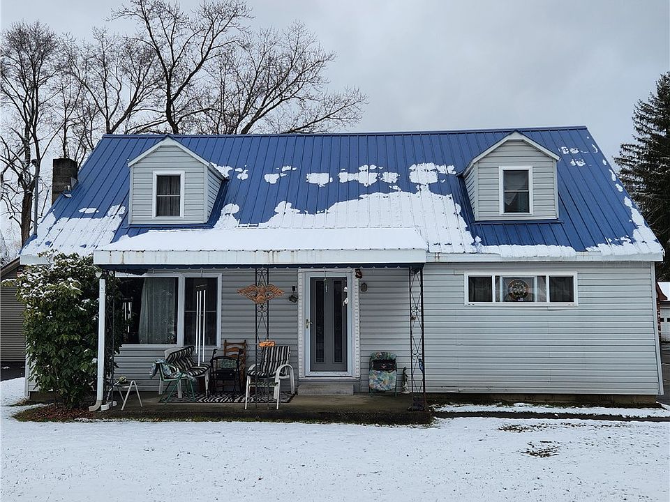 1st image of 89 N 1st St