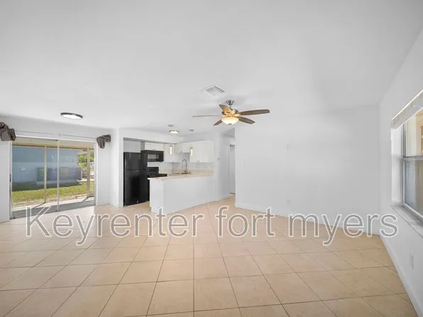 13403 Pine Needle Ln, Fort Myers, FL 33908