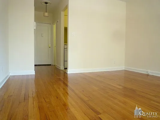 Rented by New York Quality Living Downtown | media 31