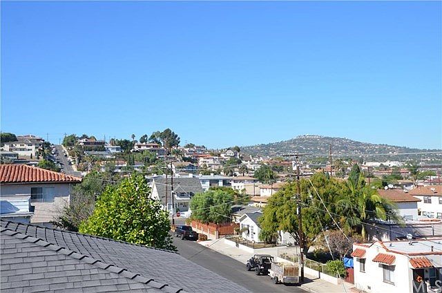 Rooftop View looking towards Palos Verdes Peninsula