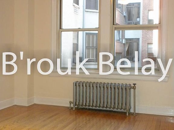 3rd image of 29 E 10th St Fl 6E