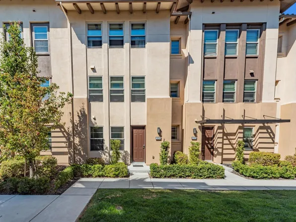 1034 Goldenstar Pl, San Jose, CA 95131
