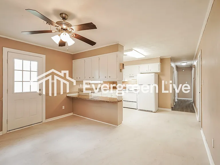 3708 Warsaw Ct — Photo 5