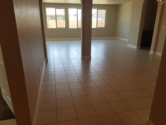 Dining on Right/Family Room Straight Ahead