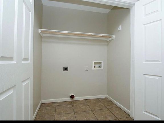 5th image of 10819 Royal Tricia Dr