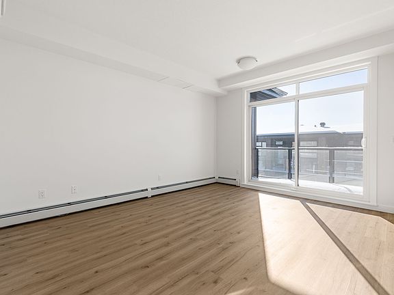 4th image of 55 Lucas Blvd NW Unit 1402