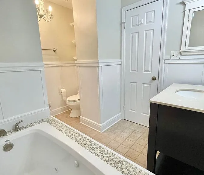1819 Duffield Ln — Photo 4