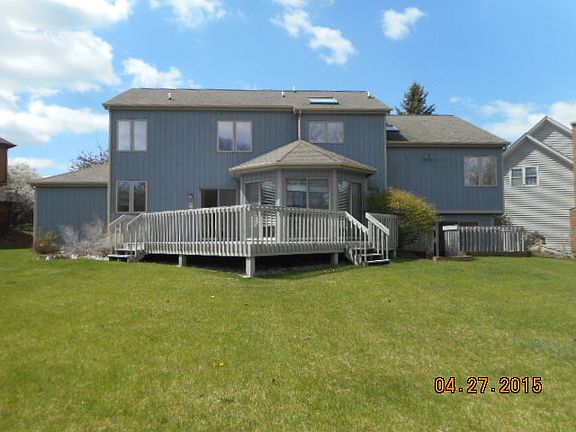 3rd image of 174 Derby Glen Dr