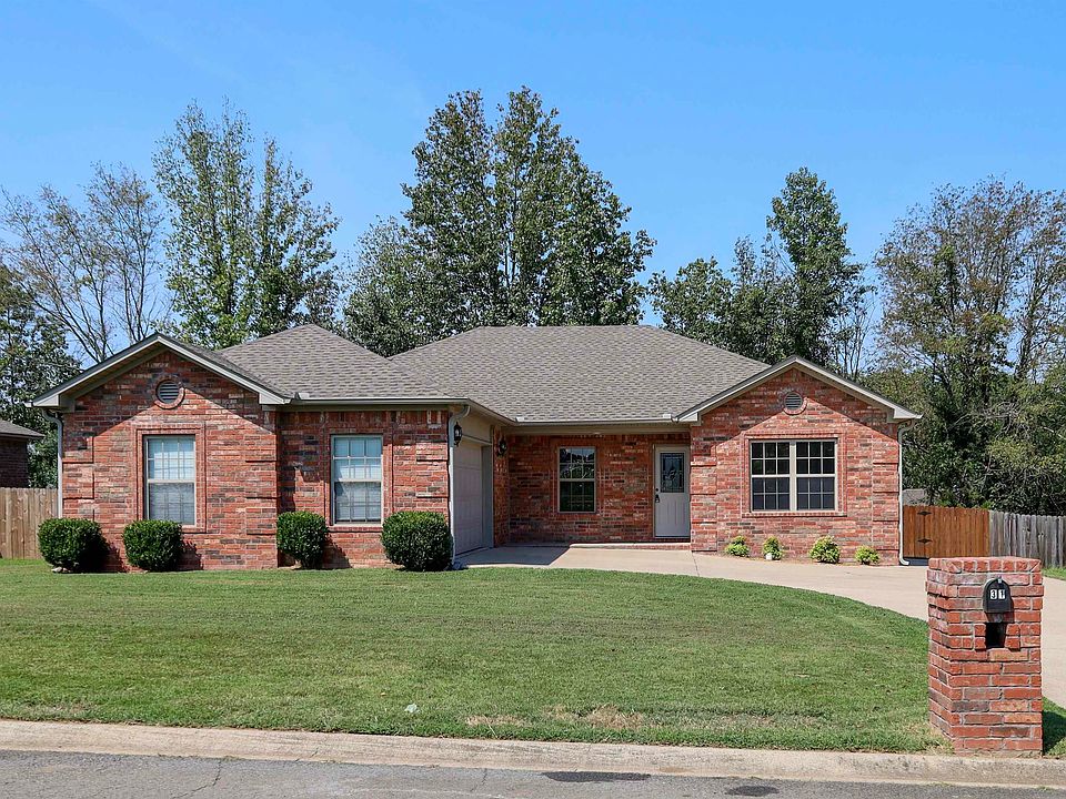 1st image of 31 Cottonwood Ln
