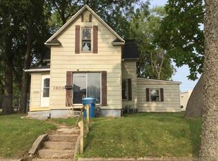 1809 Commercial St, Waterloo, IA 50702