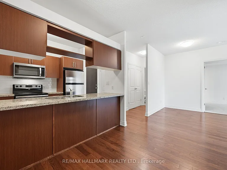 281 Woodbridge Ave #409 — Photo 2