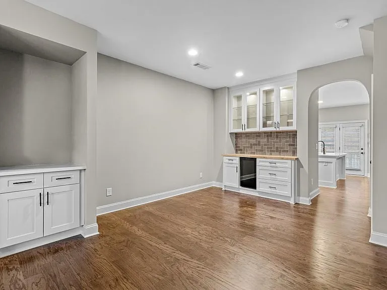 3209 Hallmark Ln — Photo 17