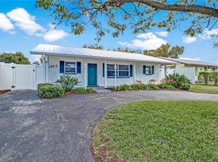 3503 Cherokee St, Naples, FL 34112