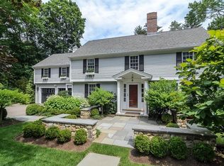 72 Standish Rd, Wellesley, MA 02481