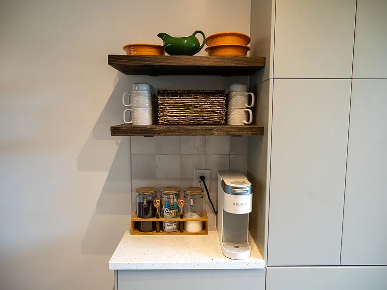 Albacore Dr — Photo 22