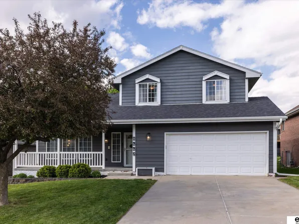 8442 Craig Ave, Omaha, NE 68122