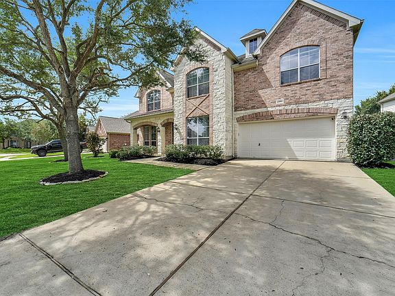 3rd image of 25911 Shady Dawn Ln