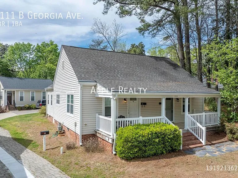 1111B Georgia Ave — Photo 14