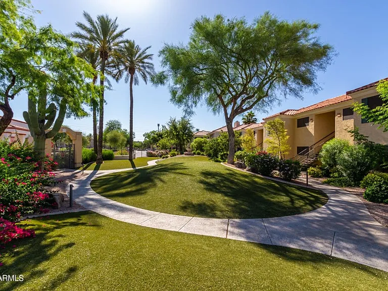9990 N Scottsdale Rd #1030 — Photo 2