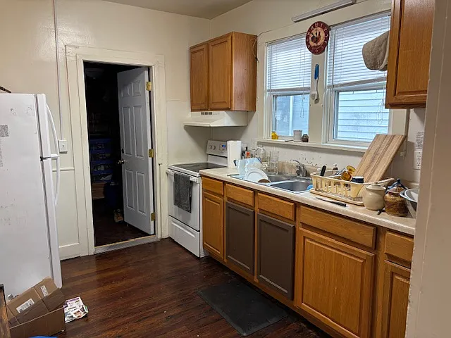 506 S Main St — Photo 5