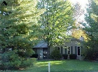 10831 Watercress Rd, Strongsville, OH 44149