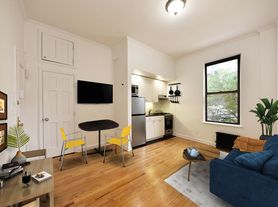 477 Central Park W, New York, NY