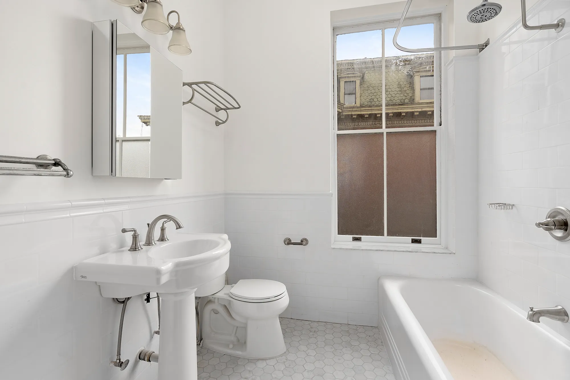 419 Clinton Avenue #2 in Clinton Hill, Brooklyn | StreetEasy