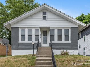 941 Valley Ave NW, Grand Rapids, MI 49504