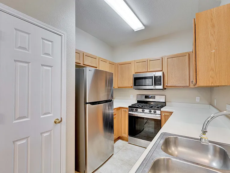 14116 Harris Ridge Blvd #A — Photo 11