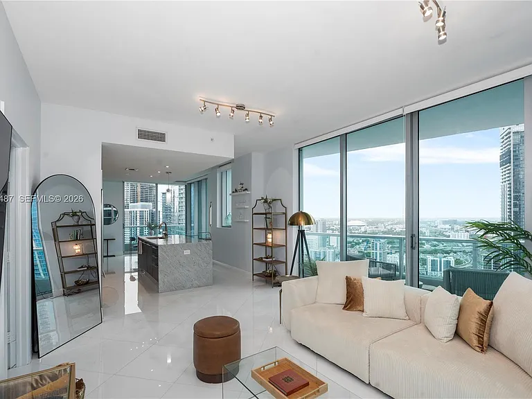900 Biscayne Blvd #4412 — Photo 4