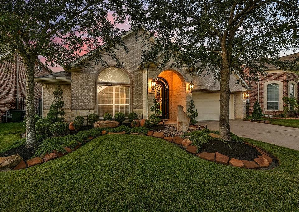 1st image of 17822 Avalon Point Ct