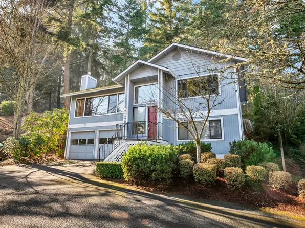 3899 Colony Oaks Dr, Eugene, OR 97405