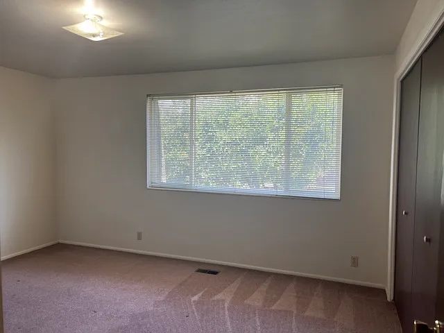 75 E 600 N — Photo 15