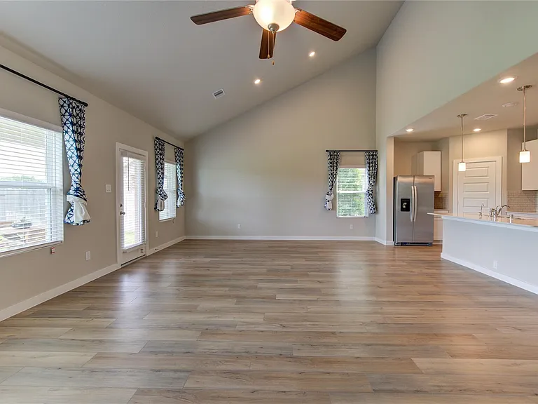 6027 Jenna Way — Photo 23