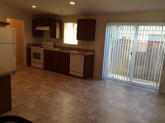 2nd image of 10508 6th Ave E