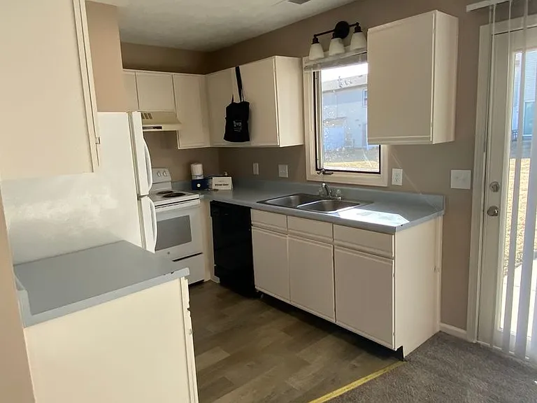 Southdale Square Apartments — Photo 75